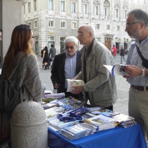 Piazza Europa - lunedì 15 aprile ci trovate a Barcola Piazza Europa - lunedì 15 aprile ci trovate a Barcola